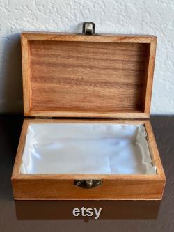 Shell Jewelry Box with 3 pairs of earings