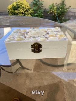 Shell Jewelry Box with 3 sets of earings