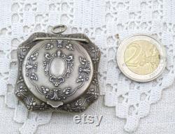 Small Antique French Silver Plated Metal Pendant Powder Compact Box with Mirror and Gold Plated interior, Vintage Necklace Make Up Item