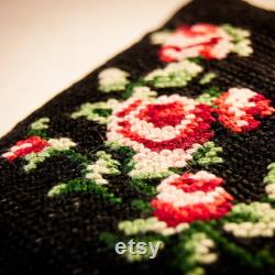Small Cross Stitch Plant Embroidery Canvas Pouch, Rose Embroidery Mini Wallet