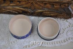 Soir de Paris French Face Powder box, Vintage Cosmetics, Cosmetics Box, Paris Vintage Boudoir Decor, Made in France