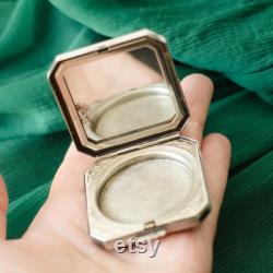 Soviet vintage powder compact mirror MOSCOW, Russian gifts from Ukraine