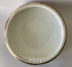 T&V Limoges France Powder Jewelry Dresser Box Lid flowers purple Gold 7 Violets