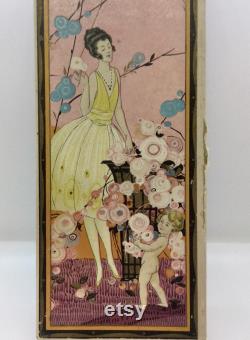 Unusual Large Richard Hudnut Three Flowers Presentation Box Vintage Pink