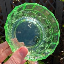 Uranium Glass Powder Jar, Large Art Deco Lidded Powder Jar, Uranium Green Pressed Glass, Immaculate Condition, 4.75 x 4 , Circa 1940