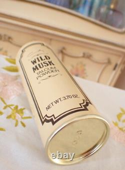 VTG Sealed 1970s Coty Div. Pfizer WILD MUSK Talcum Powder 3.7 Oz ORIGINAL