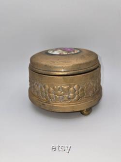 Vintage 1930s Vanity Powder Puff Wind Up Music Box