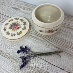 Vintage 1950s Sadler Powder dish with lid, rose pattern trinket dish, excellent condition