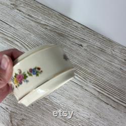 Vintage 1950s Sadler Powder dish with lid, rose pattern trinket dish, excellent condition
