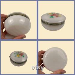 Vintage 60s 70s floral vanity box, plastic and metal flower patterned yellow and green powder box