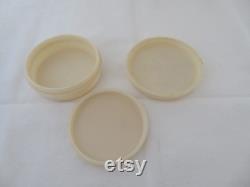Vintage Art Deco Round Ivory Urea Formaldehyde Early Plastic Powder Trinket Box with Moulded Floral Flower Design 1930's Rare Colour