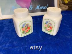 Vintage Avon Vanity Powder Pair of Porcelain Flower Jars.