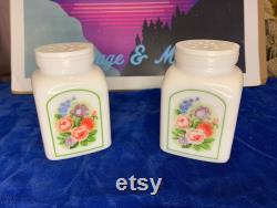 Vintage Avon Vanity Powder Pair of Porcelain Flower Jars.