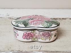 Vintage Ceramic Macau Heart Shaped Trinket Box Pink Rose Chinoiserie Trinket Keeper Dressing Table Treasure Holder Vanity Jewelry Dish withLid