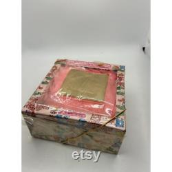 Vintage Dusting Powder Lander Company