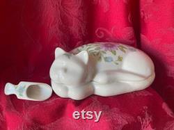 Vintage Elizabeth Arden Sleeping Cat Shaped Powder Box WITH Scoop Made in Japan Hand Painted Purple and Blue Flowers