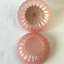 Vintage Elusive Beauty Dust Powder Box Pink with Silver Detail and Tuilp Finial to Top of Scalloped Box, Vanity, Trinket Dish, Powder Room