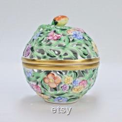 Vintage Estate Herend Porcelain Reticulated Potpourri Box 6213 C