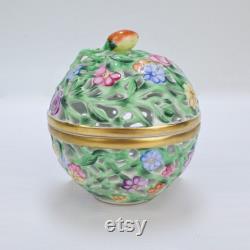 Vintage Estate Herend Porcelain Reticulated Potpourri Box 6213 C