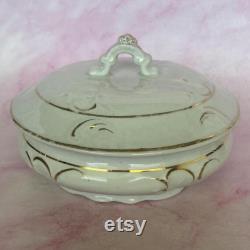 Vintage Etruria Mellor and Co., Old Paris Style White And Gold Gilt Porcelain Covered Powder Dish