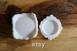 Vintage Fostoria Cameo Box, Bougie Dresser Jar, Milk Glass Jenny Lind Embossed Cameo and Rose Powder Box, Collector Gift, Elegant Grannycore