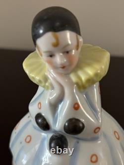 Vintage German porcelain Pierrette / Pierrot trinket / powder box Art Deco