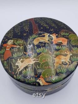 Vintage Indian Kashmir Hand Painted Paper Mâché Box. Indian Soldiers on Horseback. Indian Folk Tales Battle Scene. Battle Images From India