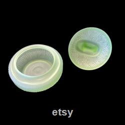 Vintage LE Smith Spike Bulldog Green Satin Depression Glass Vanity Powder Jar