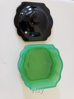 Vintage New Martinsville Jadeite Jadite Puff Box Powder Box Jade-ite Green Glass Hard to Find