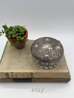 Vintage Ornate Silver Powder Box Trinket Dish Jewelry Tray Ring dish Victorian Vanity Decor Storage Box