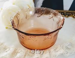 Vintage Pink Glass Candy Dish Powder box Trinket Dish, Pink Glass Lidded bowl, lided bowl, vintage vanity decor, vintage home decor