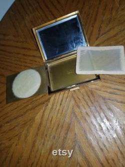 Vintage Powder Compact with Gold Finish and a Beautiful Nacre Lid by Patrys