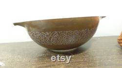 Vintage Pyrex Woodland Bowl, Dark Brown Floral Mixing Bowl, Pyrex 444 Bowl