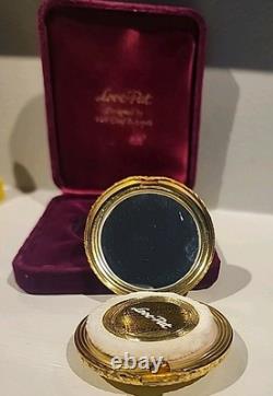 Vintage Revlon Love Pat Gold Refillable Powder Compact New With Red Velvet Box