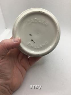 Vintage Sadler trinket powder Box with Lid Heart design
