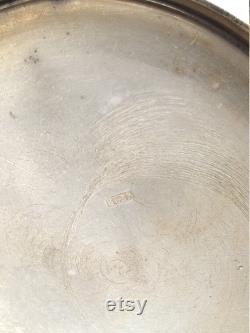 Vintage Silver plated Round Powder Puff Box (No Powder Or Puff) Powder Box VTG Compact body powder box. Vintage face powder box