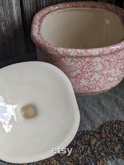 Vintage St Michael's (Marks and Spencers) red transferware powder box 'Victoriana'