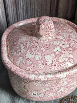 Vintage St Michael's (Marks and Spencers) red transferware powder box 'Victoriana'
