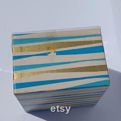 Vintage Tre Jur special occasions dusting powder with lambs wool talc powder puff