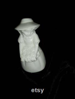 Vintage Vanity COTY Pomander Sachet Porcelain Girl Figure