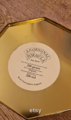 Vintage floral Gift tin by No 7 includes original talcum and soap