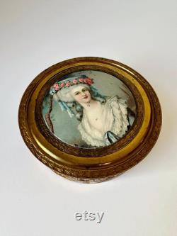 Vintage gold powder box with Victorian lady portrait