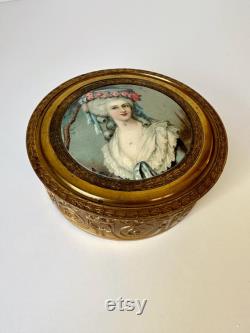 Vintage gold powder box with Victorian lady portrait
