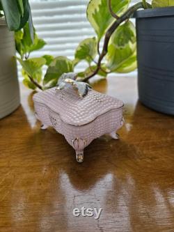 Vintage ornate Pink and Gold and Delicate white leaves Ceramic Jewelry Box, Dresser Box, Vanity Box, Powder Jar circa 1970's made in Japan.