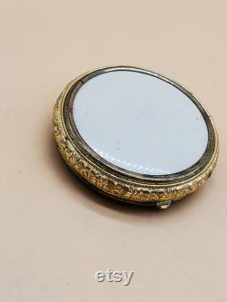 Vintage petit stitch top powder compact box