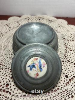 Vintage powder trinket music box, with 2 Blue Birds pictured