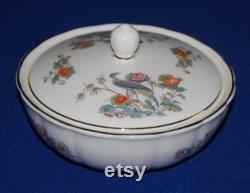 Wedgwood Kutani Crane Powder pot and Lid. 1st Quality.