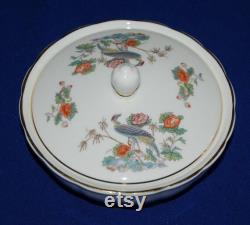Wedgwood Kutani Crane Powder pot and Lid. 1st Quality.