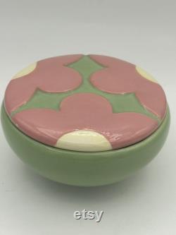 Whitney Smith Pottery 5 Green Ceramic Dressing Powder Jar Trinket Jewelry Box With Lid And Raised Pink Daisy Flower Motif Made In China