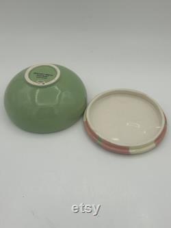 Whitney Smith Pottery 5 Green Ceramic Dressing Powder Jar Trinket Jewelry Box With Lid And Raised Pink Daisy Flower Motif Made In China